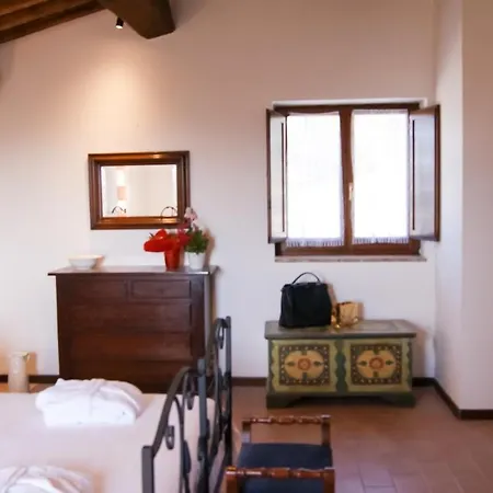 Borgo Cortinova Marrocco ファームステイ