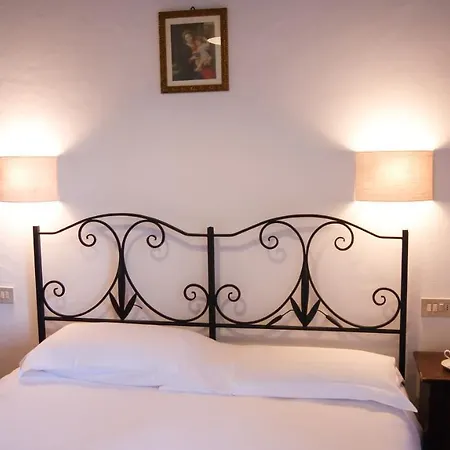 Borgo Cortinova Marrocco ファームステイ *