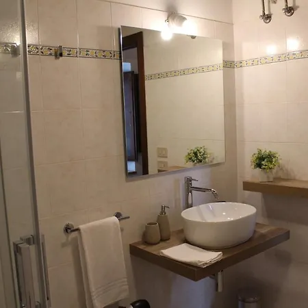 Borgo Cortinova Marrocco * ラポラーノ・テルメ