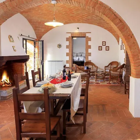 Borgo Cortinova Marrocco ファームステイ