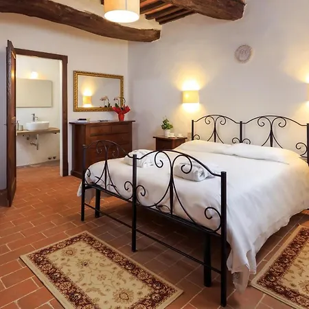 Borgo Cortinova Marrocco ファームステイ