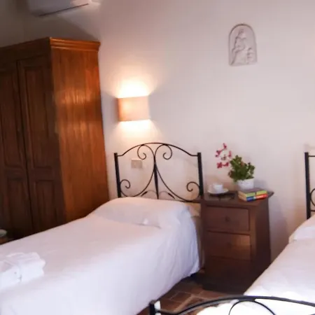 Borgo Cortinova Marrocco ファームステイ