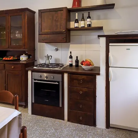 Borgo Cortinova Marrocco * Rapolano Terme